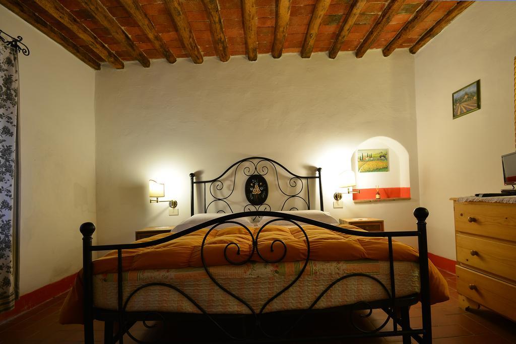 La Fiaba Guest House Кастелина ин Кианти Стая снимка